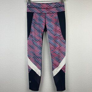 Athleta Leggings Womens Sz XSP Electra Sonar 7/8 Tight Workout Yoga Multicolor